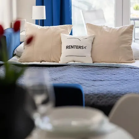 Cozy Zupnicza With Parking By Renters Warsaw