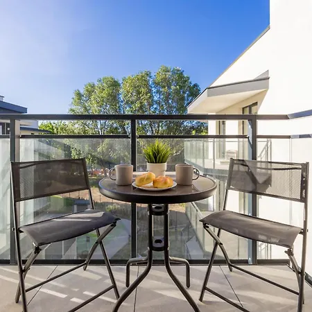 Cozy Zupnicza With Parking By Renters Apartment Warsaw