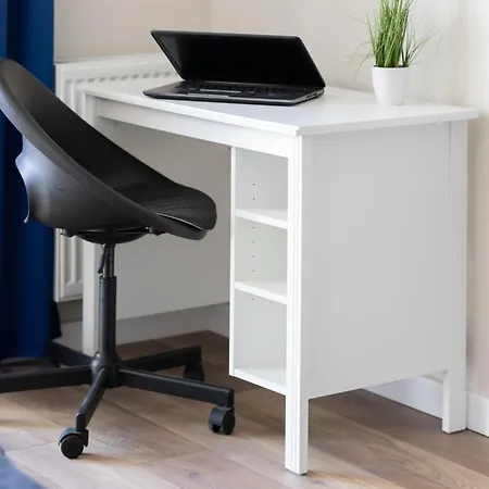 Cozy Zupnicza With Parking By Renters *